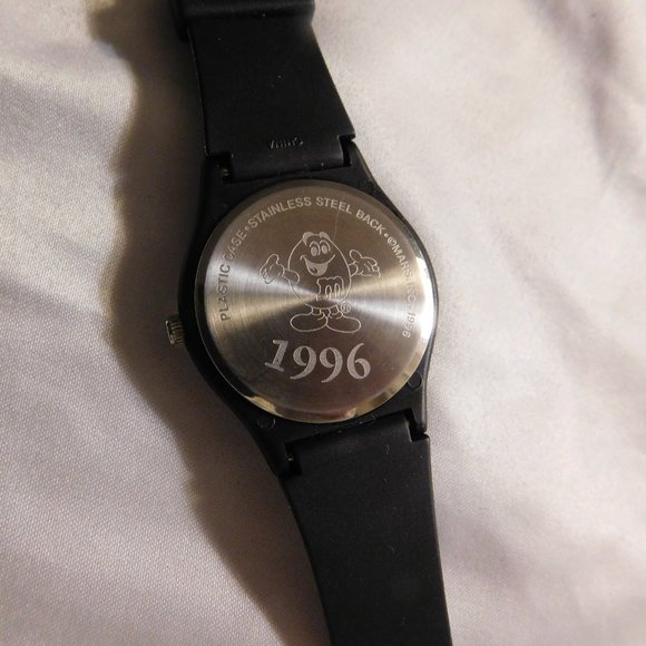 Vintage M&M's Saxophone Playing Watch 1996 - Picture 3 of 6